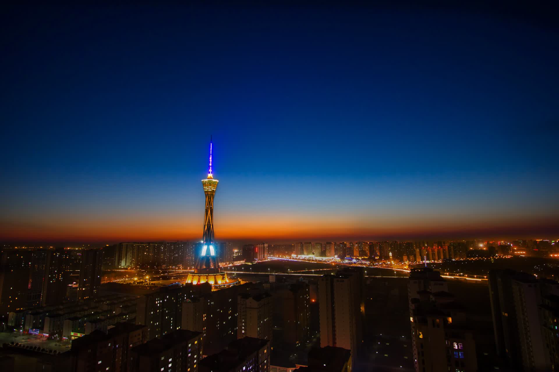 世界保龄球巡回赛城市站公益课堂举办，世界保龄球冠军是谁